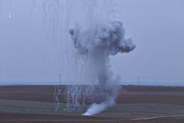 A picture containing smoke, train, outdoor, sky

Description automatically generated