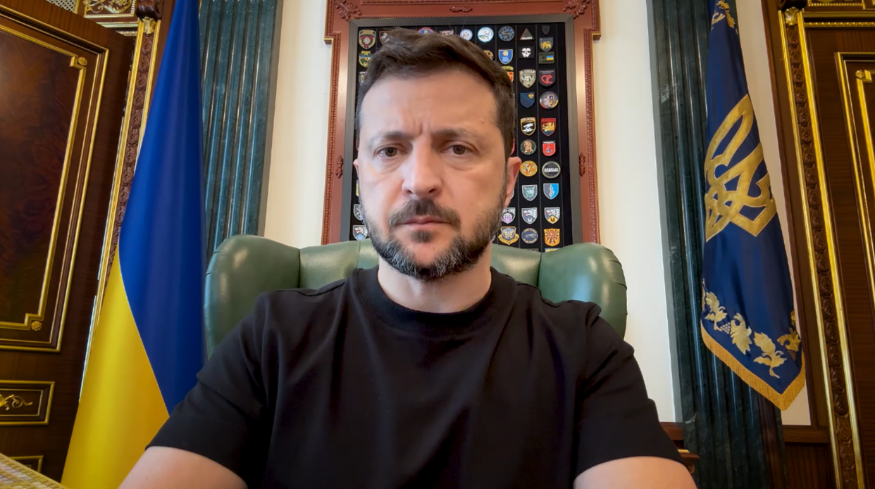 A person sitting in a chair

AI-generated content may be incorrect.