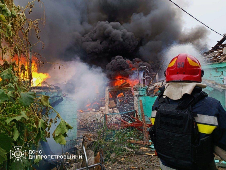 2 killed, 11 injured in Russian attack on Dnipropetrovsk Oblast