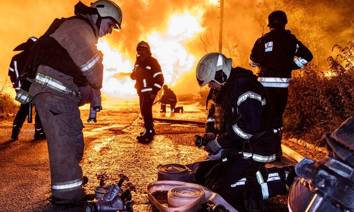 4 killed, 37 injured in Russian attacks on Ukraine over past day