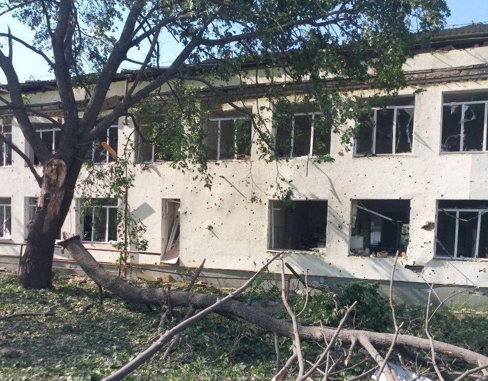 Russian attacks kill 2, injure 30 across Ukraine over past day, cause blackouts