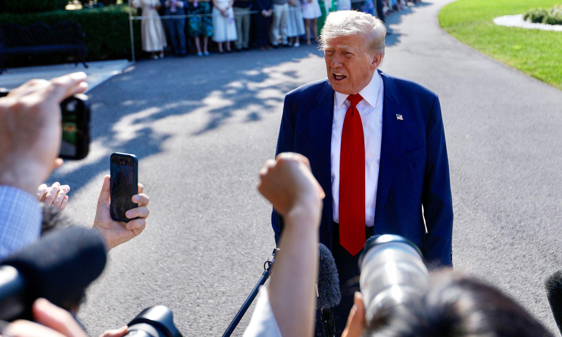 Trump suggests Russia sanctions could come sooner than 50-day deadline