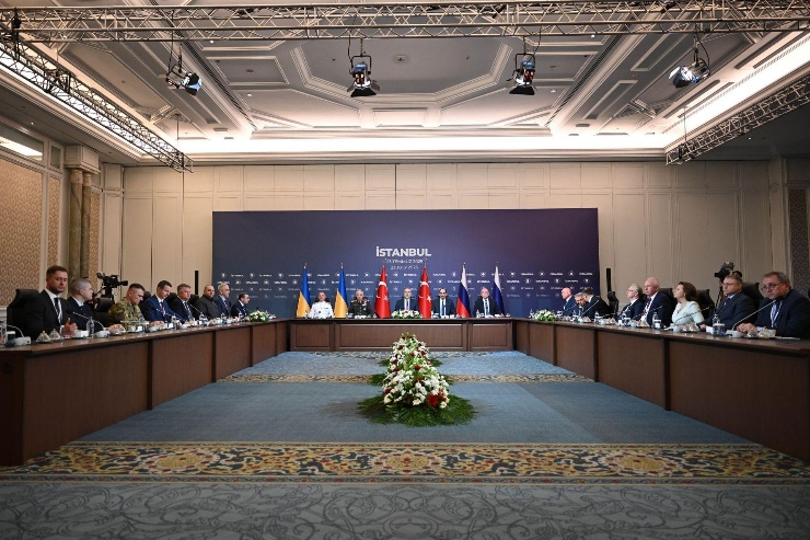 Ukraine, Russia hold third round of peace talks in Istanbul, agree to another major prisoner exchange