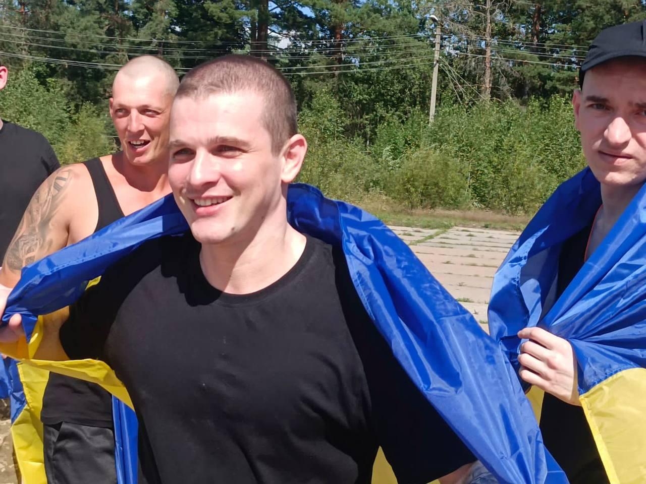 84 Ukrainians return from Russian captivity in latest prisoner swap — some held since 2014