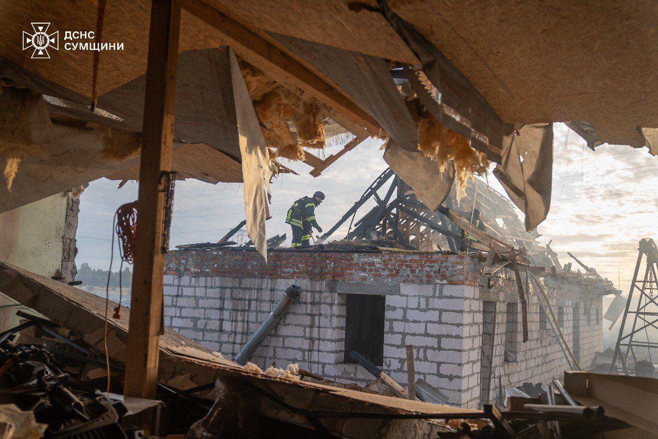 Russian attacks kill 1, injure 15 in Ukraine over past day