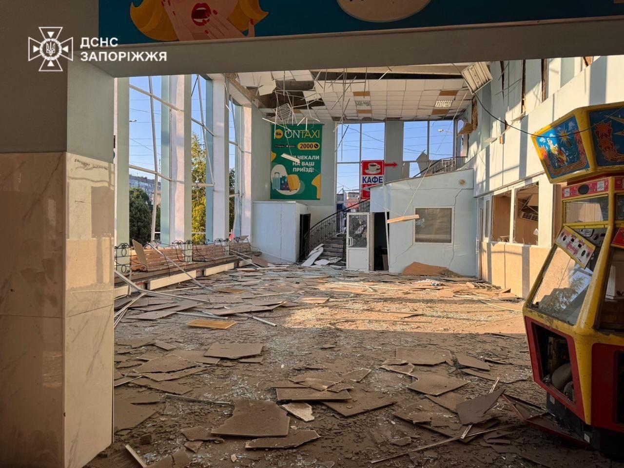 Russian attacks kill 7, injure 49 in Ukraine over past day