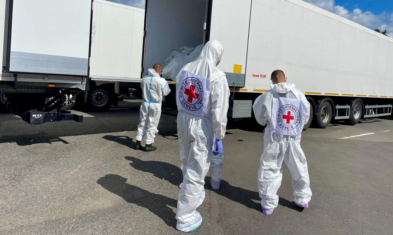 Ukraine repatriates 1,000 bodies of fallen soldiers from Russia