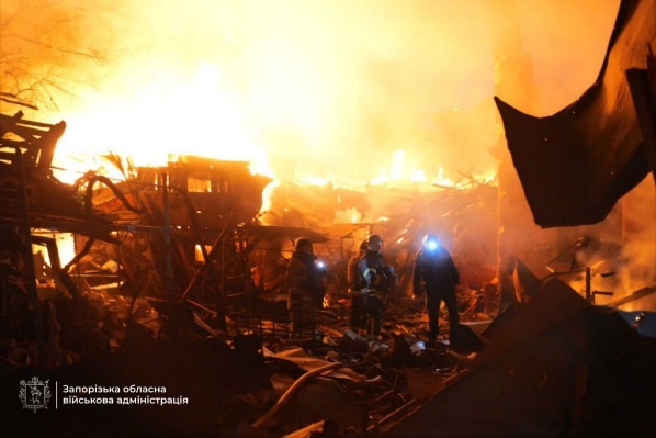 1 killed, 9 injured, including child, in Russian strike on Zaporizhzhia