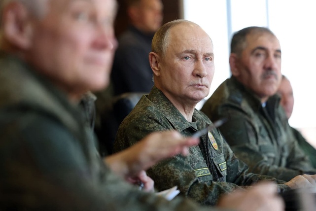 Putin visits Russia-Belarus drills, says training 'based on experience' of war in Ukraine