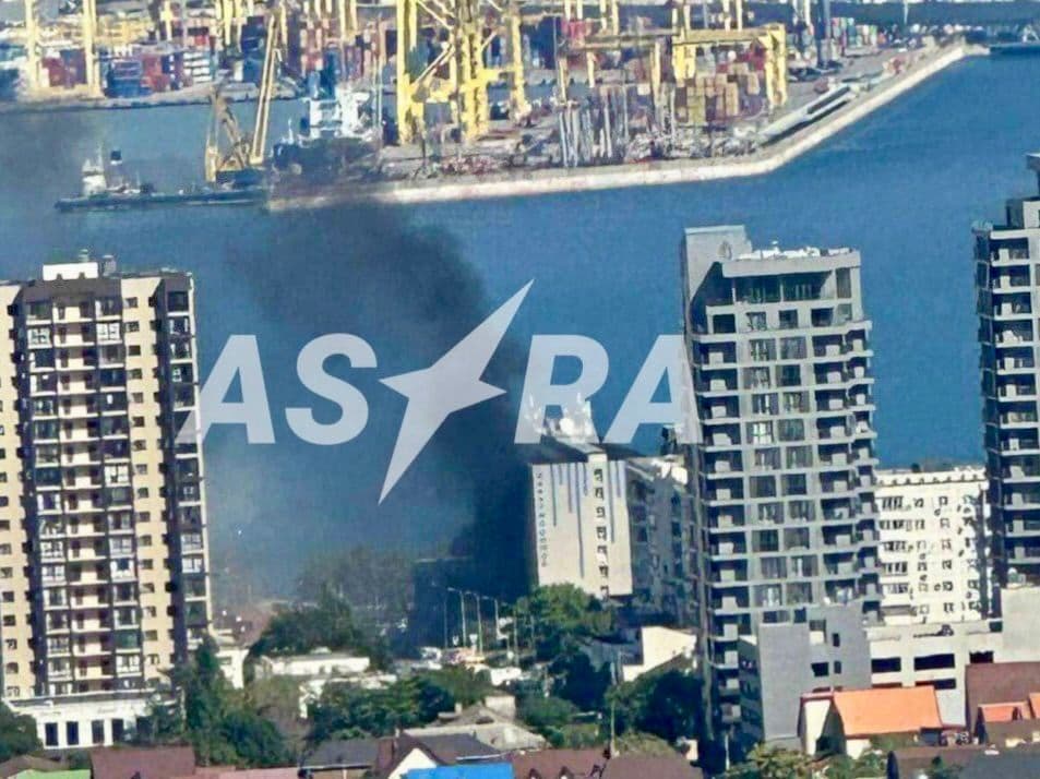 Ukraine reportedly strikes Russian Novorossiysk port city, damages oil pipeline operator office