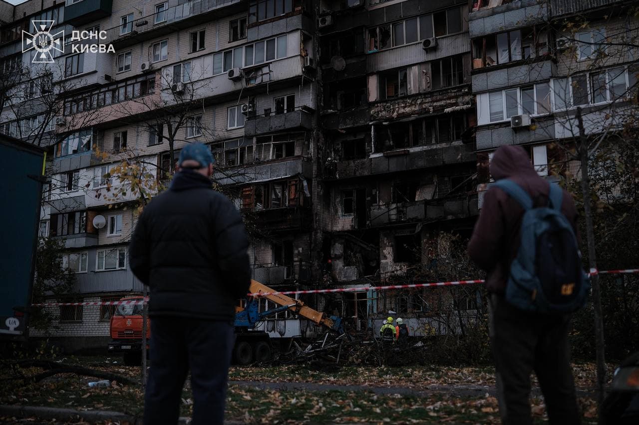 3 killed, 32 injured in Kyiv amid Russian drone attack on residential buildings
