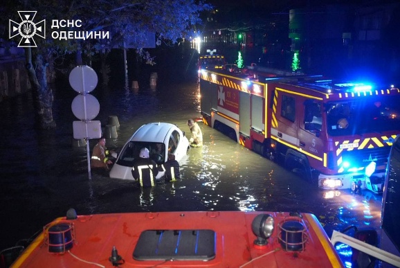 Floods and heavy rainfall hit Odesa, killing 9, including child