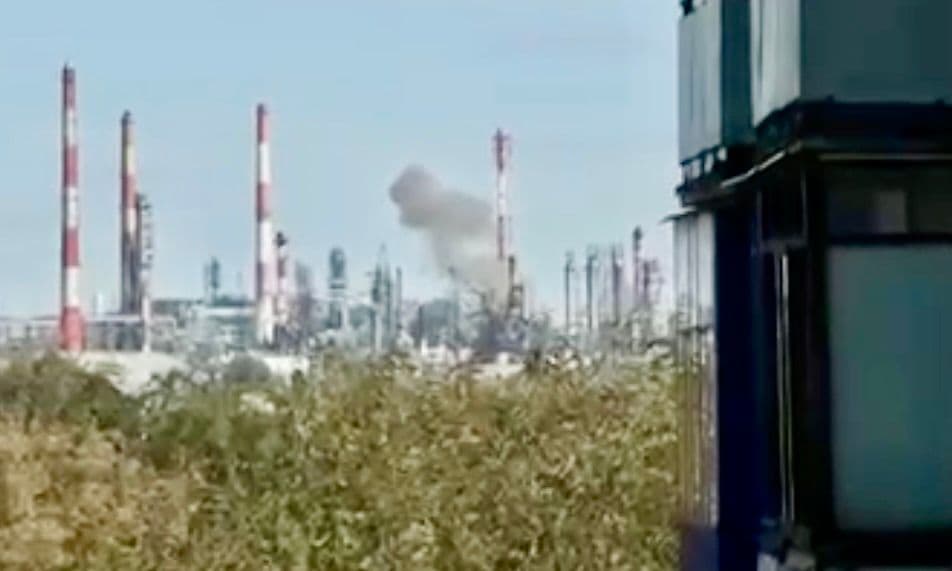 One of Russia's largest refineries in southern Urals hit by Ukrainian drones, SBU source confirms