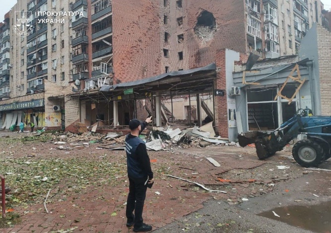 Russian bombs injure six in Sloviansk, including child