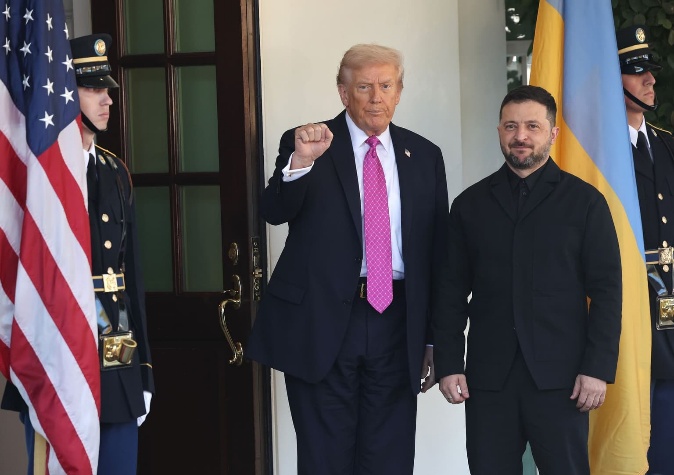 Trump says he hopes to end war without Tomahawks in latest meeting with Zelensky