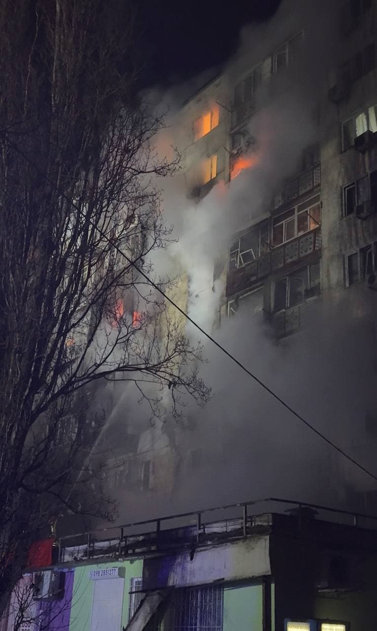 'Russia is targeting civilians' — Casualties, outages reported following Russian drone strikes on residential buildings in Odesa