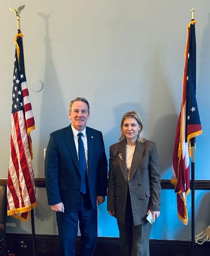 US senators introduce bipartisan sanctions bill targeting Russian oil profits