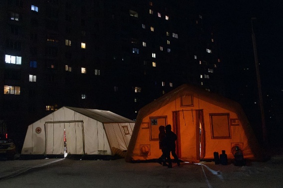 Over 1,000 buildings in Kyiv still without heat after Russian strikes amid freezing winter