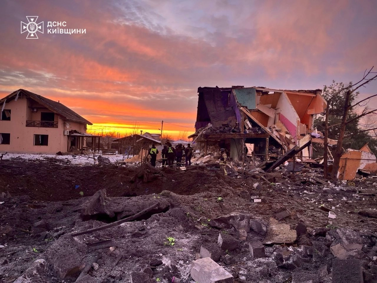 Russia Launches Overnight Missile, Drone Assaults on Kyiv, Across Ukraine