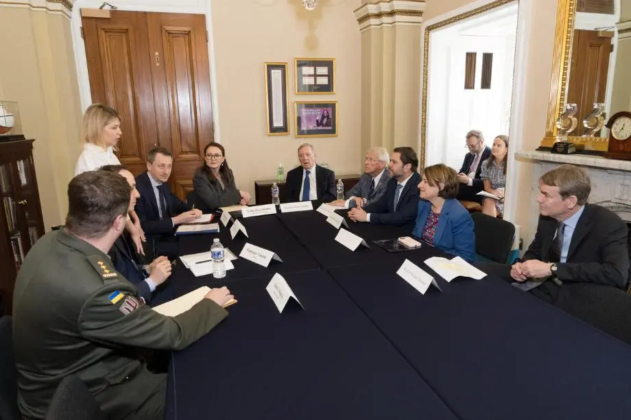 Bipartisan US senators meet Ukrainian PM, push continued support for Kyiv