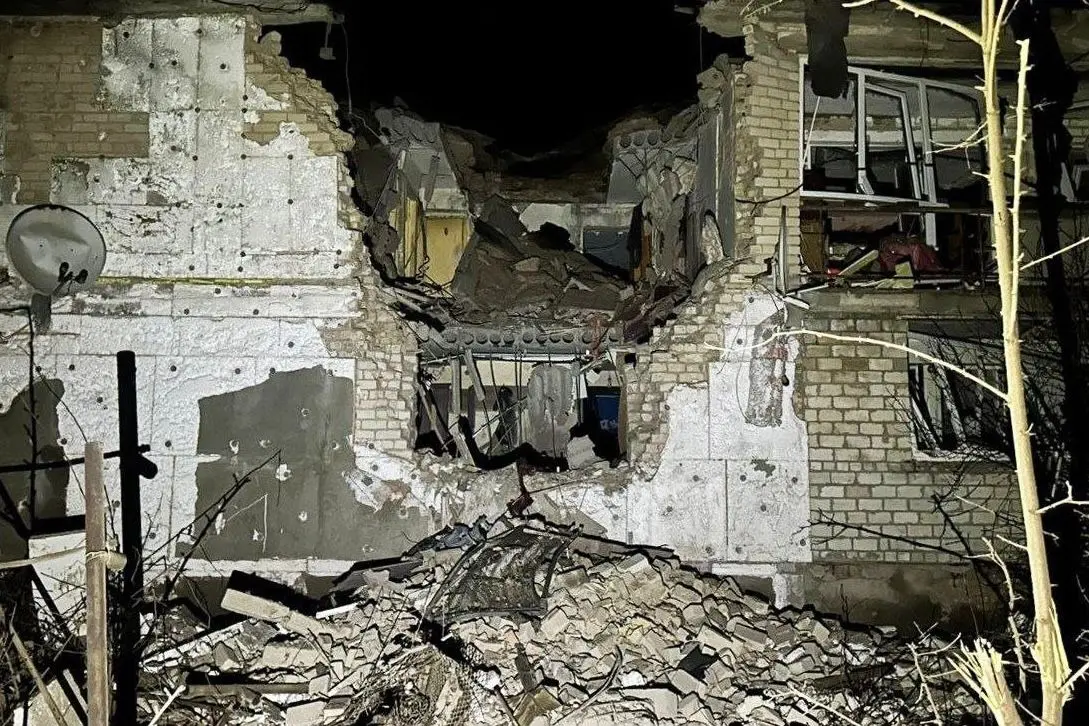 Russian attacks kill 9, injure 95 in Ukraine over past day