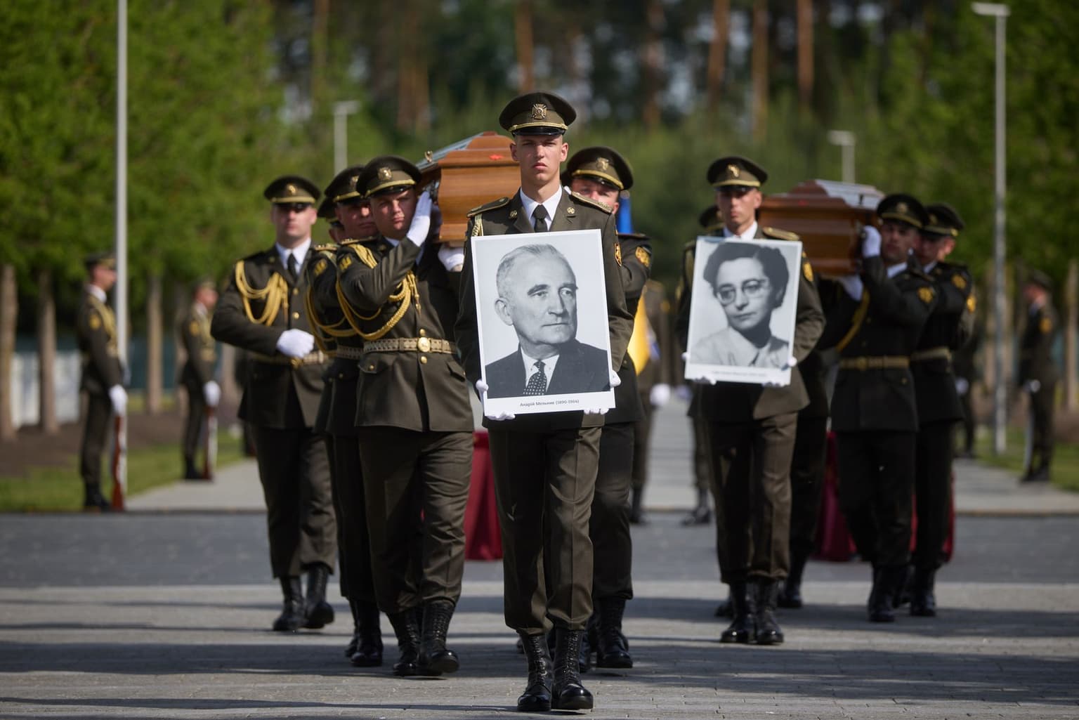Remains of 20th-century Ukrainian military leader reburied near Kyiv