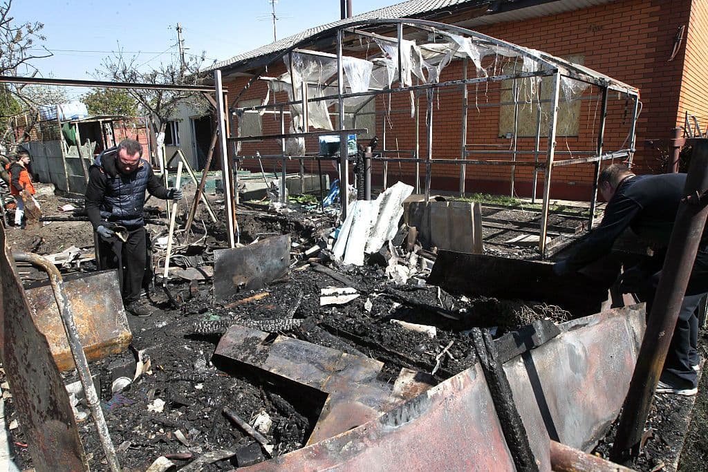 Russian attacks kill 26 civilians, injure at least 118 over past day, as Zelensky's proposed ceasefire kicks off