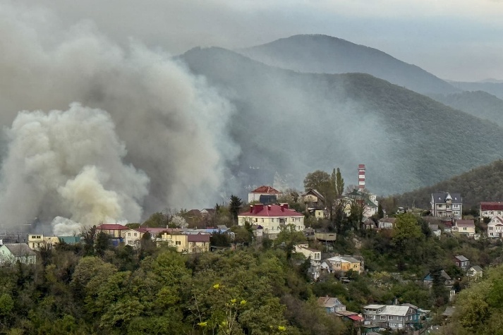 Ukrainian drones hammer Russia's Tuapse oil refinery for 4th time, tanks ablaze again, military confirms