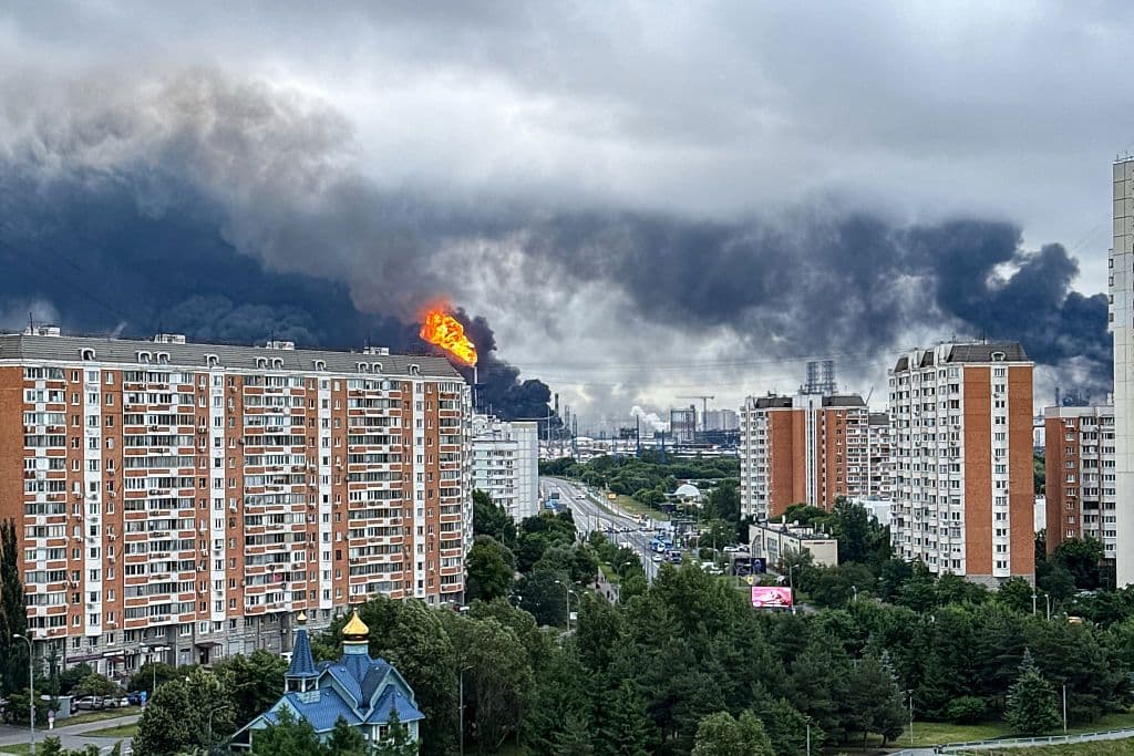 Moscow Oil Refinery halts operations after largest-ever drone attack on Russian capital, General Staff says