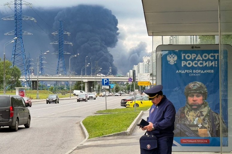 Ukraine launches largest drone attack on Moscow since start of Russia's full-scale invasion, hits oil refinery