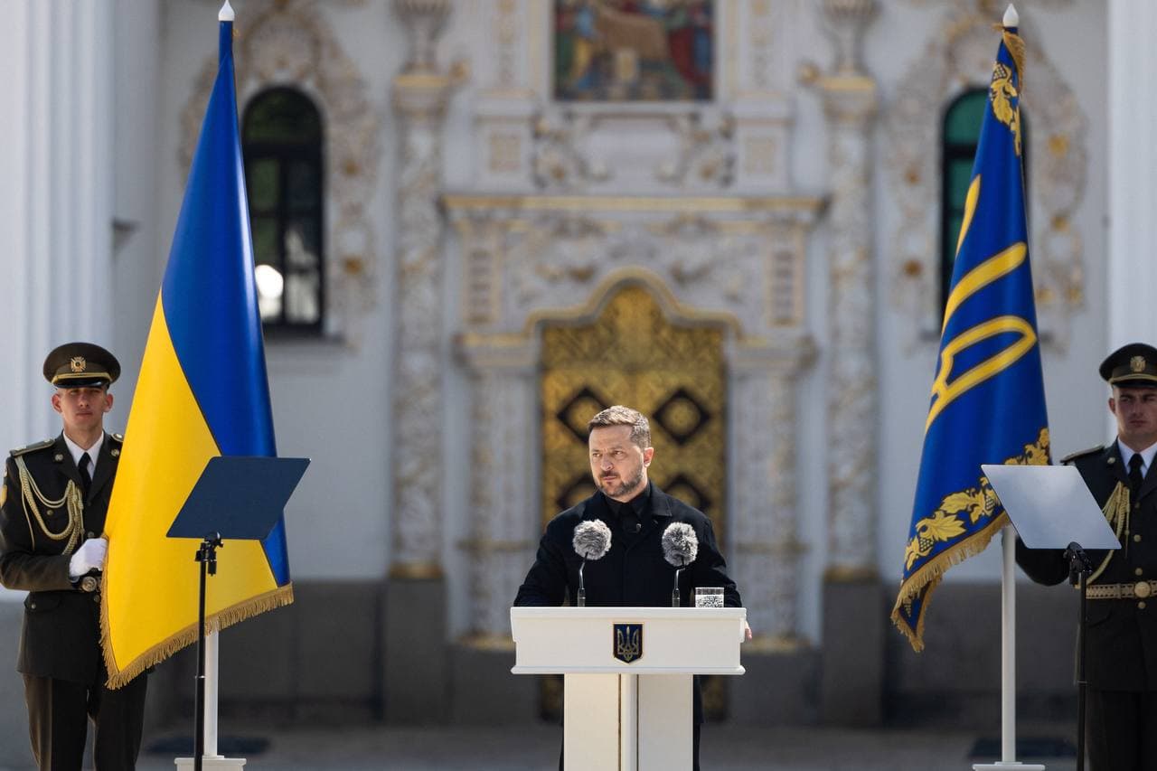 Zelensky proposes Cossack leader monument instead of toppled Lenin statue in Kyiv