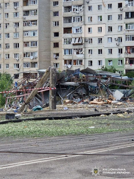 Russian guided bomb attack on Sumy kills 5, including child, injures 32