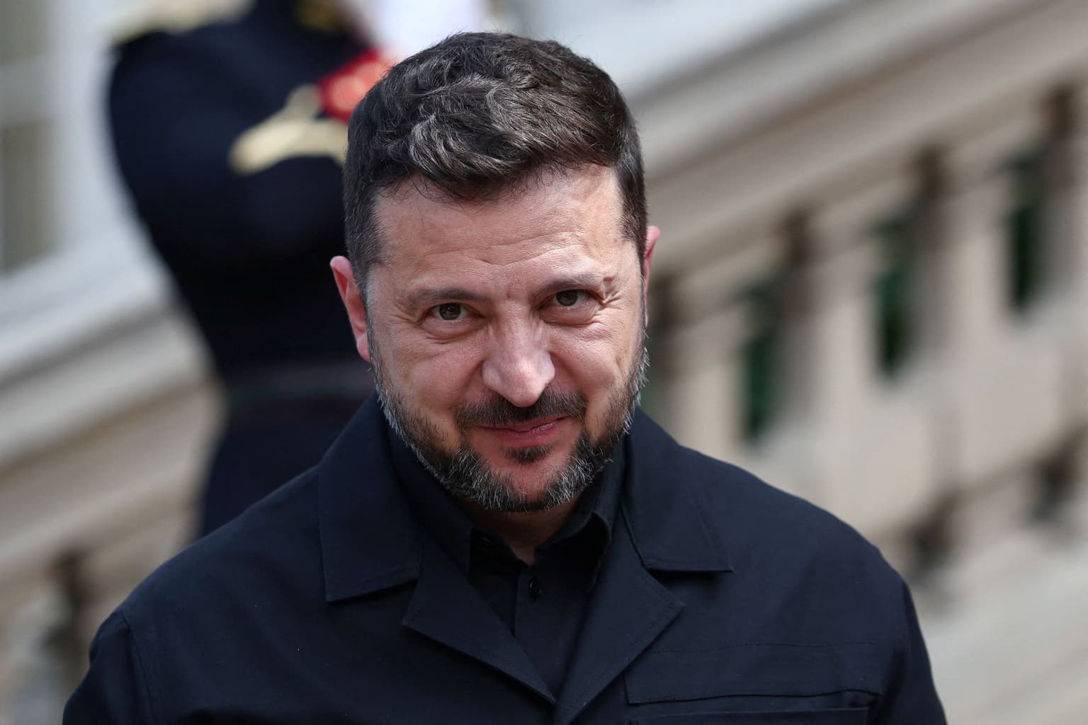 Zelensky meeting European leaders in France to discuss Ukraine's anti-ballistic defenses