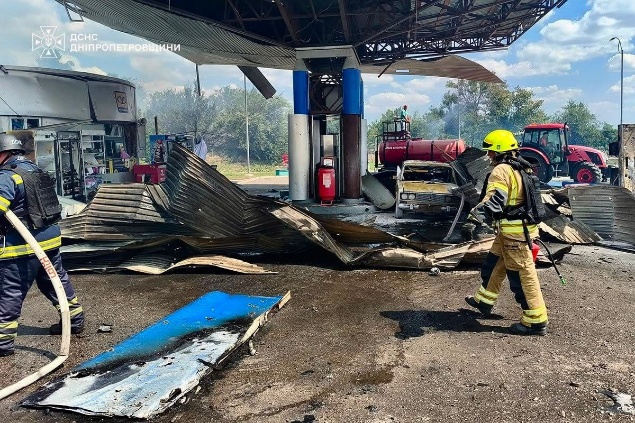 Russian attack on gas station in Dnipropetrovsk Oblast kills 3, including rescue worker and his 8-year-old son