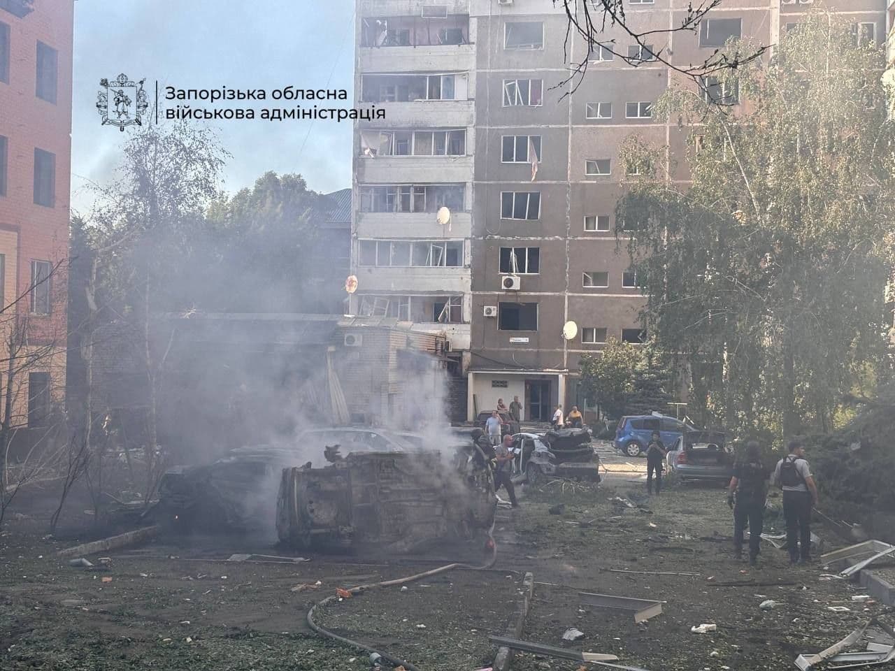 Russian attack on residential building in Zaporizhzia kills 1, injures 31