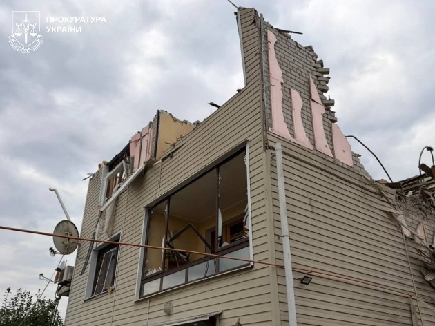 Russian attacks kill 11, injure over 64 in Ukraine over past day