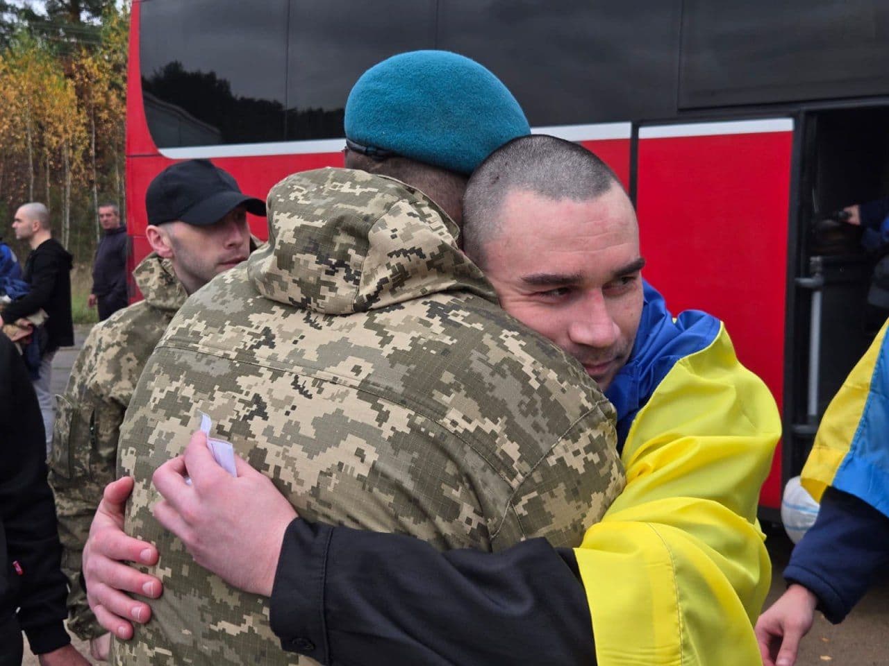 270 Ukrainians return home from Russian captivity in latest swap