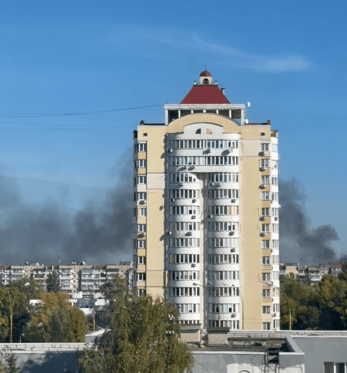 'Every extra billion will be spent on this' — Zelensky warns as missiles hit Kyiv after Russia sanctions relief