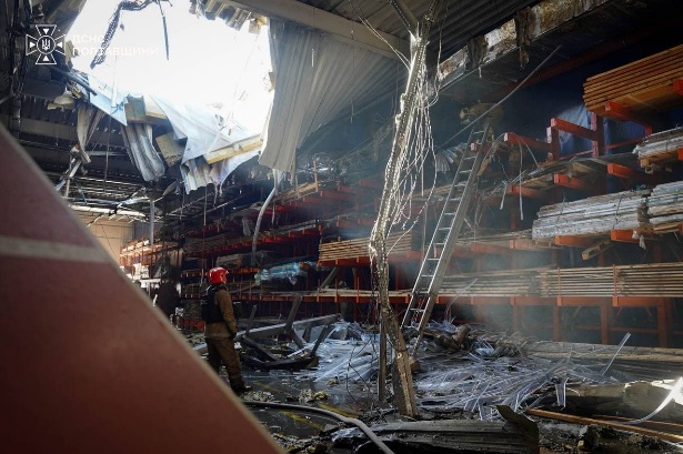 In less than 24 hours, Russia hits 4 hypermarkets belonging to one of Ukraine's largest retail chains