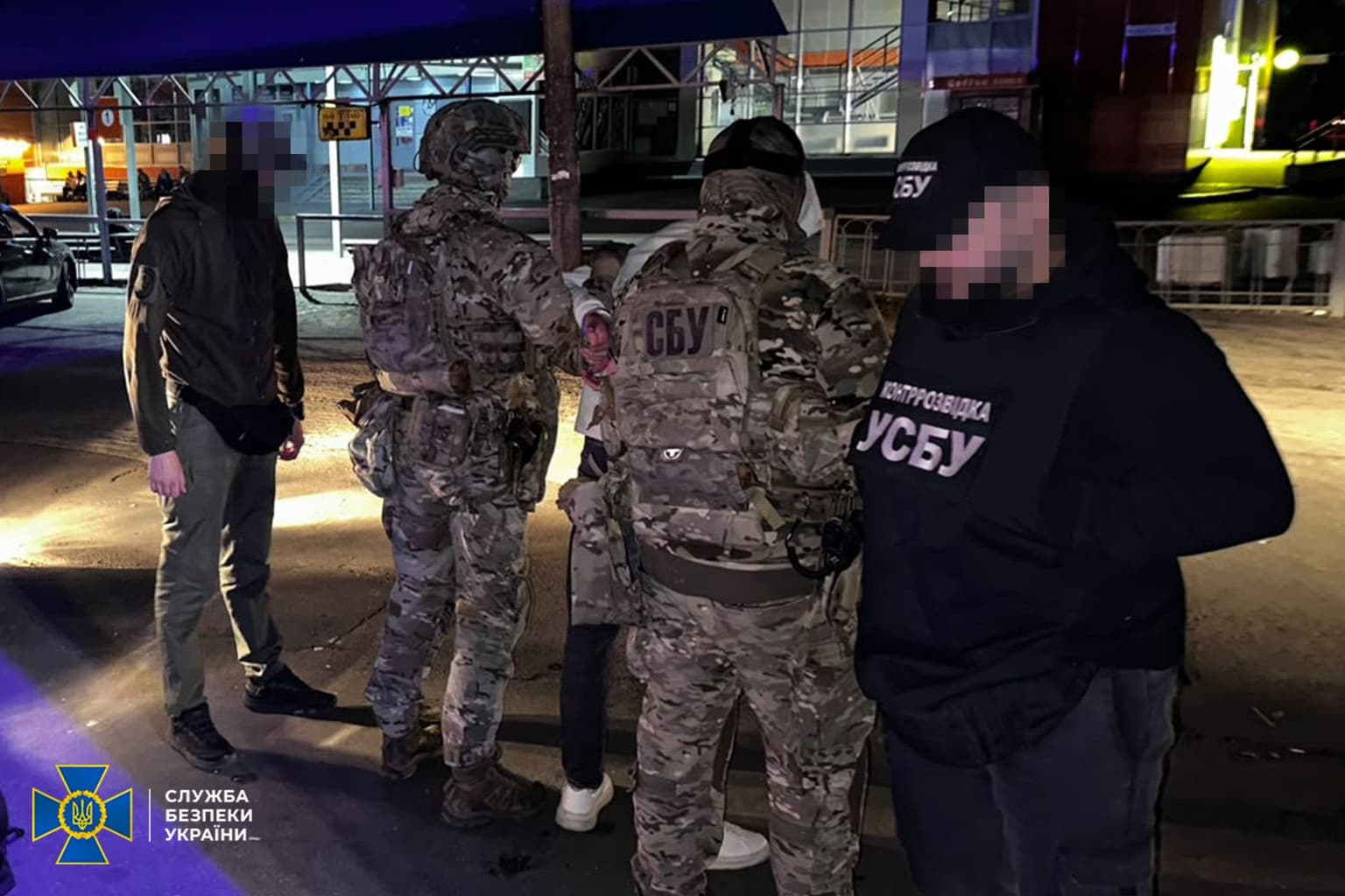 SBU detains 19-year-old suspected of plotting bomb attack on bus full of soldiers